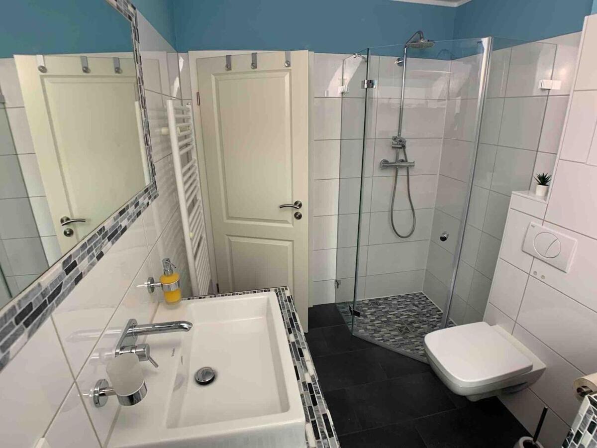 Discovair Graal Mueritz -Haus Quisisana- Strandnah Mit Netflix Ngoại thất bức ảnh